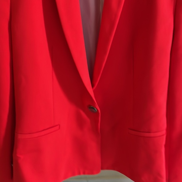Super gorgeous deep red blazer. Wardrobe Quintessential - Picture 7 of 12